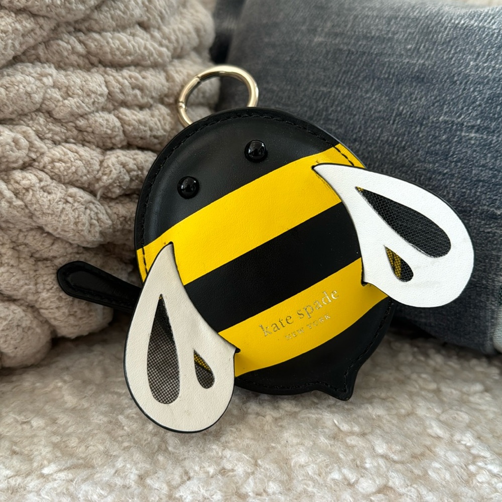 Kate spade buzz coin purse